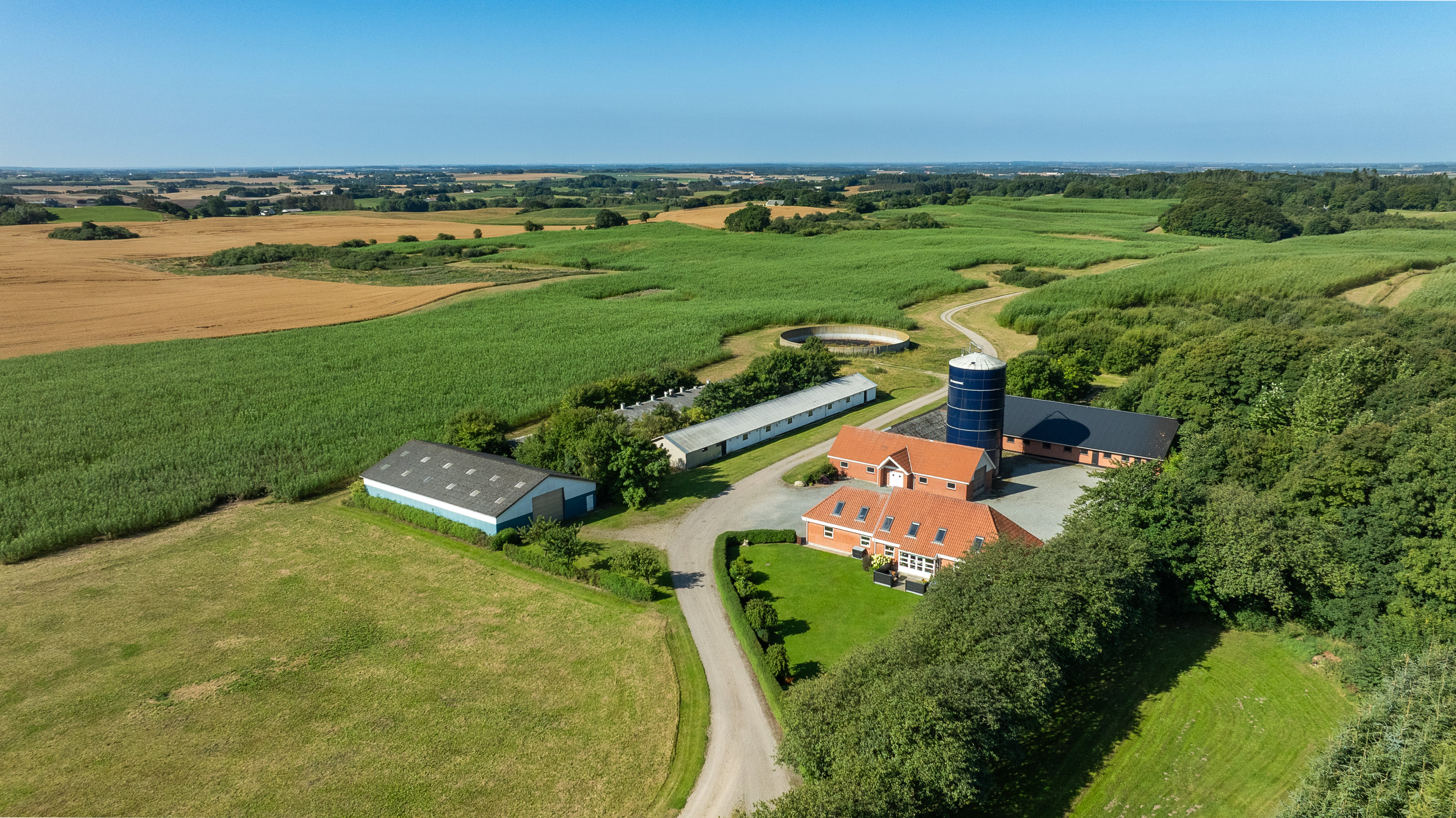 Hobbylandbrug på Sønder Romvej 20 9830 Tårs.