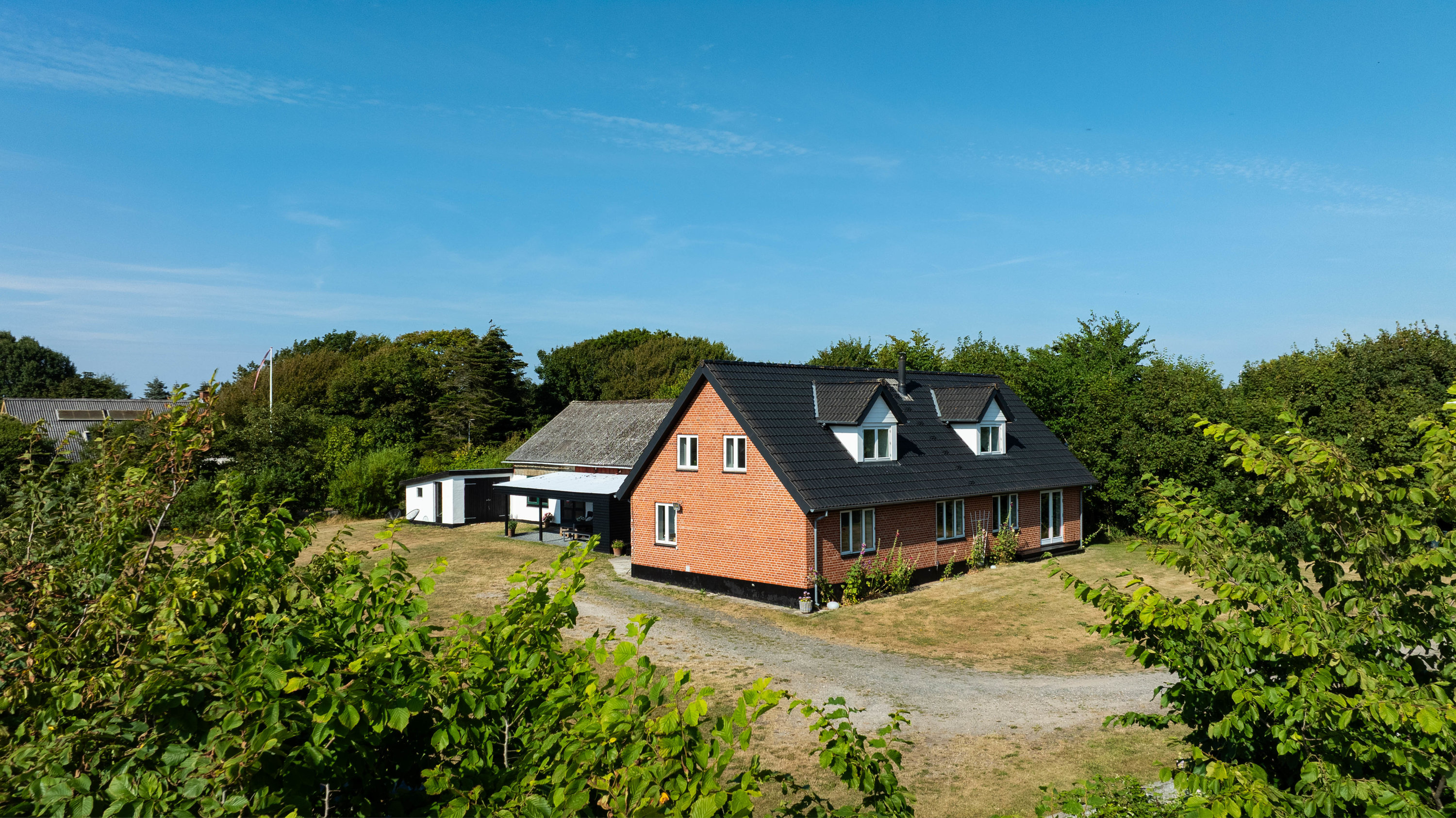 Landejendom på Købstedvej 14 9850 Hirtshals.