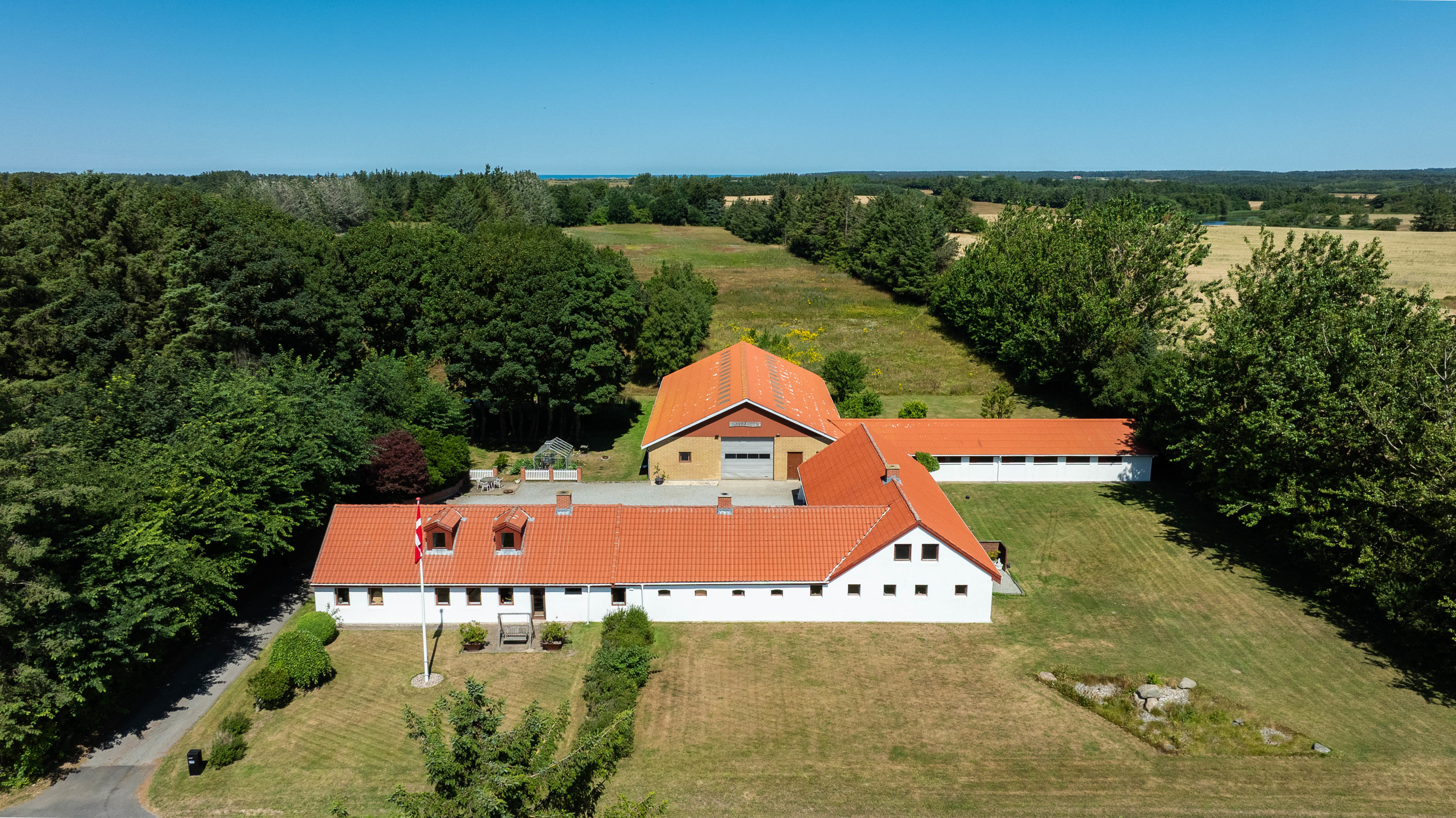 Landejendom på Nørremøllevej 166 9800 Hjørring.